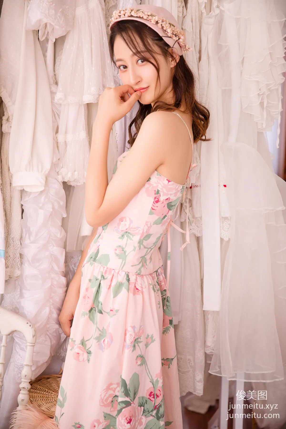 [YALAYI] 2023.07.26 NO.1051 Flower Shadows in the Eyes photo 15