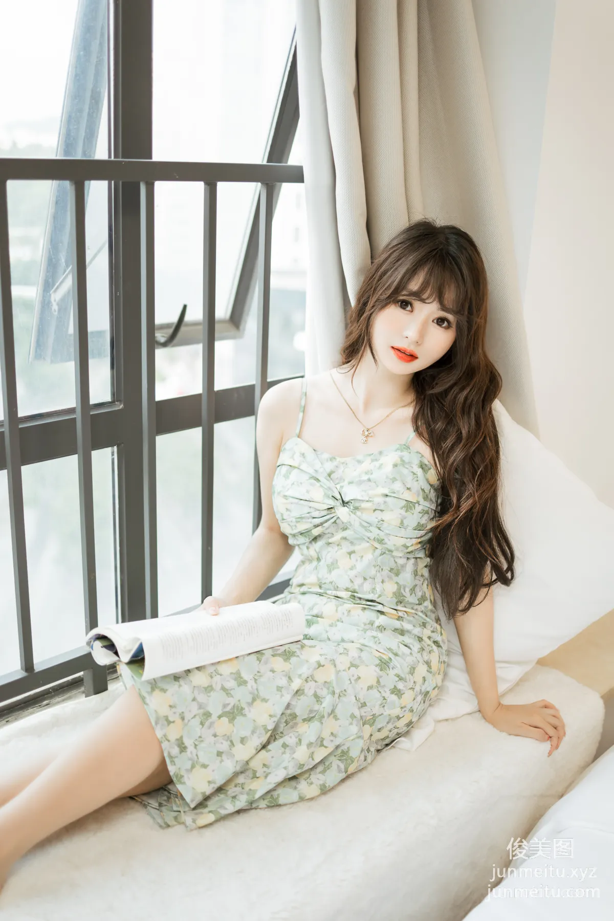[YALAYI] 2023.08.07 NO.1056 Little Floral Dress Xiao Ting photo 4