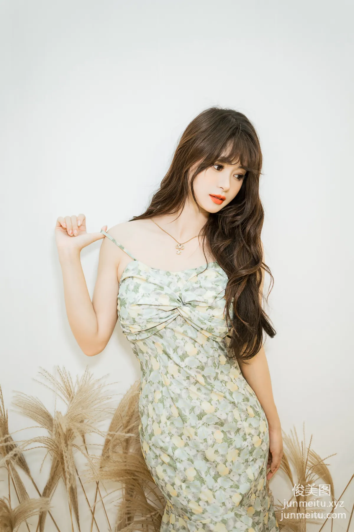 [YALAYI] 2023.08.07 NO.1056 Little Floral Dress Xiao Ting photo 23