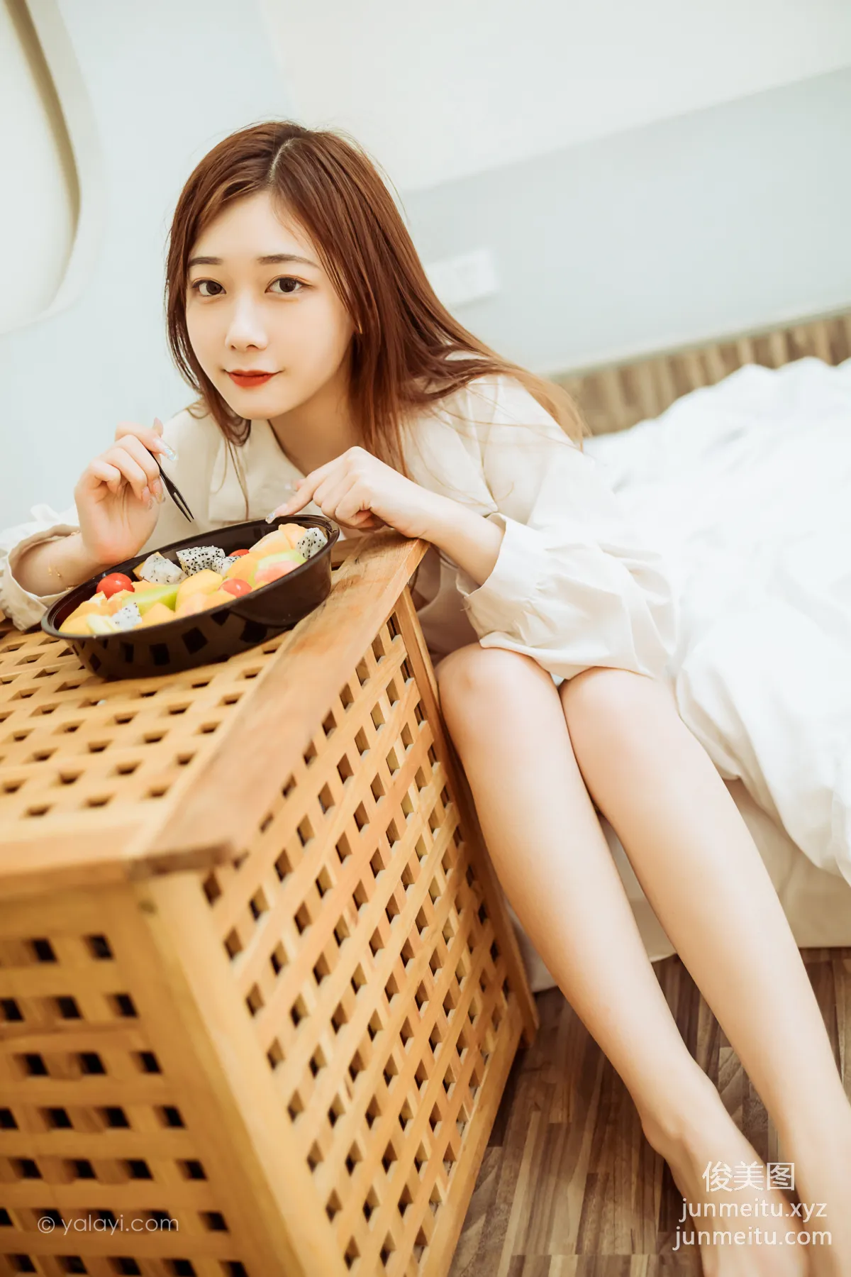 [YALAYI] 2022.04.15 NO.921 Cherish Every Day Ye Ye photo 2