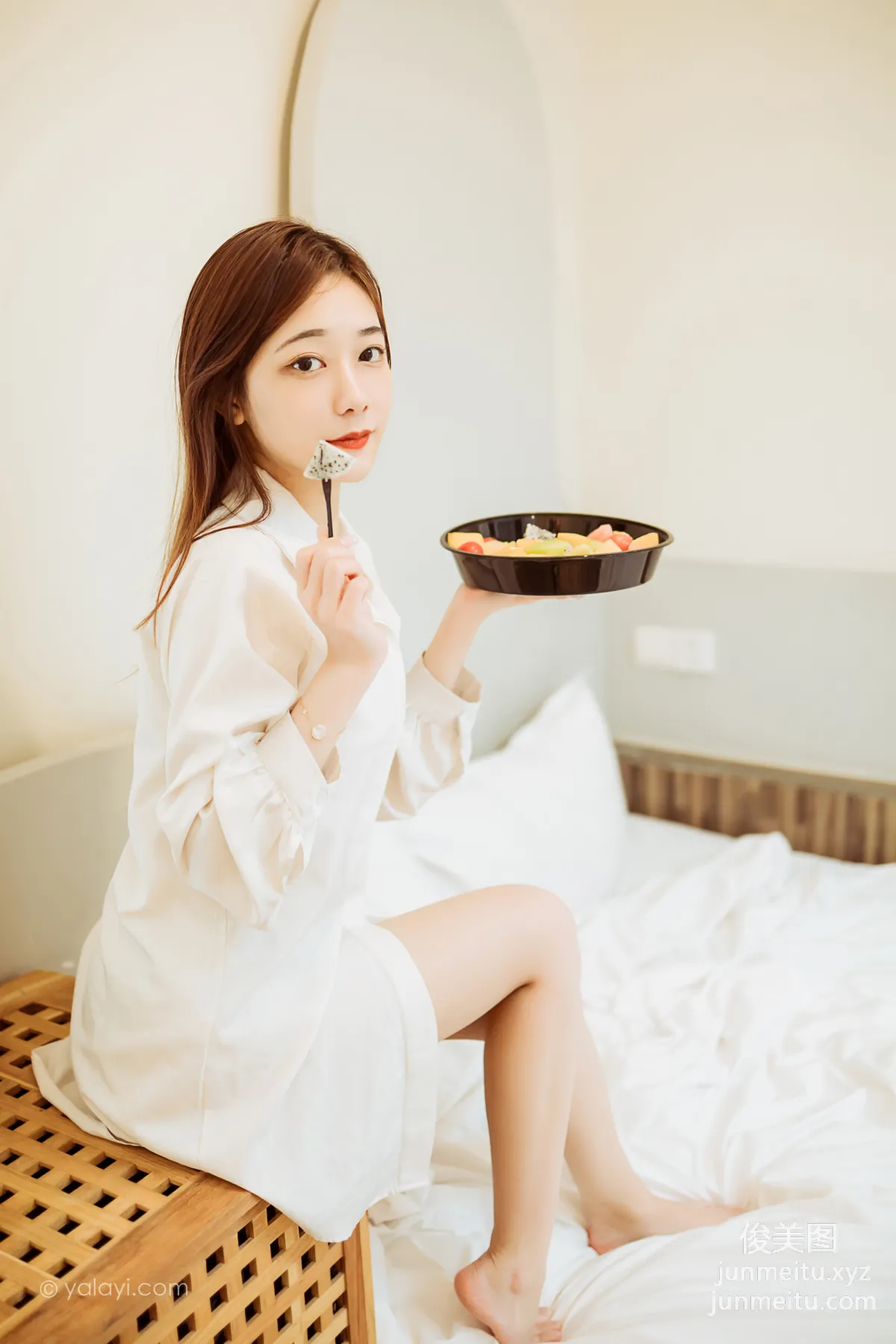 [YALAYI] 2022.04.15 NO.921 Cherish Every Day Ye Ye photo 22