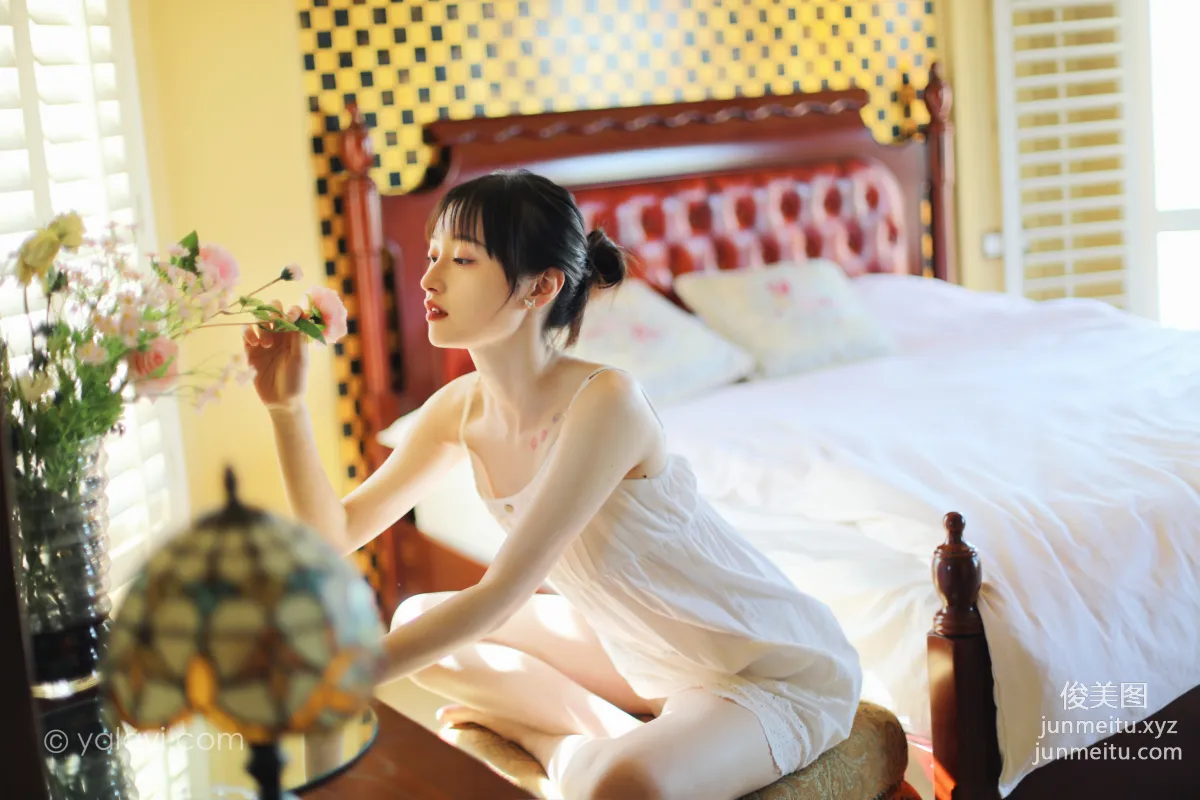 [YALAYI] 2022.05.11 NO.931 Scattered Light and Shadow Jing Jing photo 2