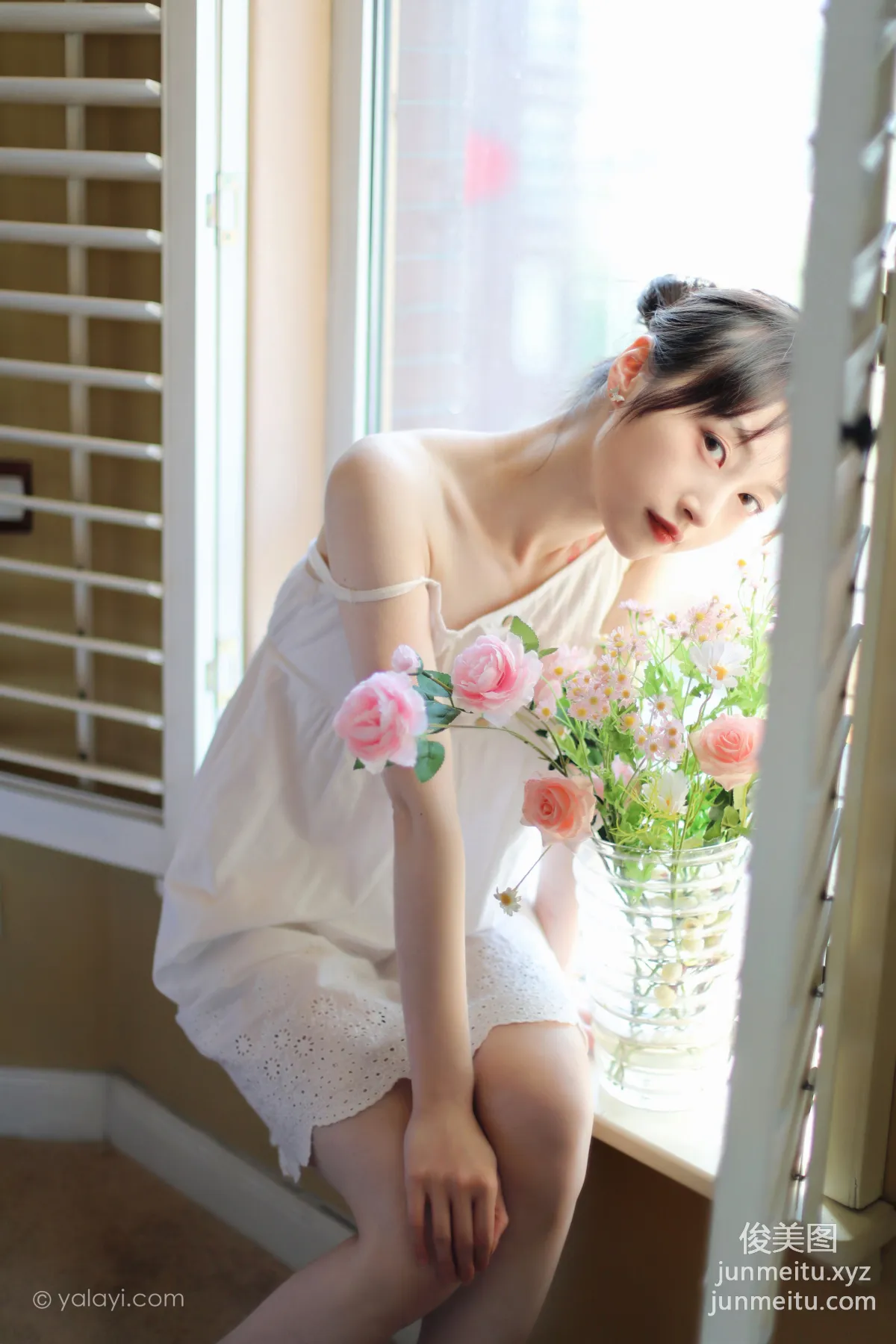 [YALAYI] 2022.05.11 NO.931 Scattered Light and Shadow Jing Jing photo 20