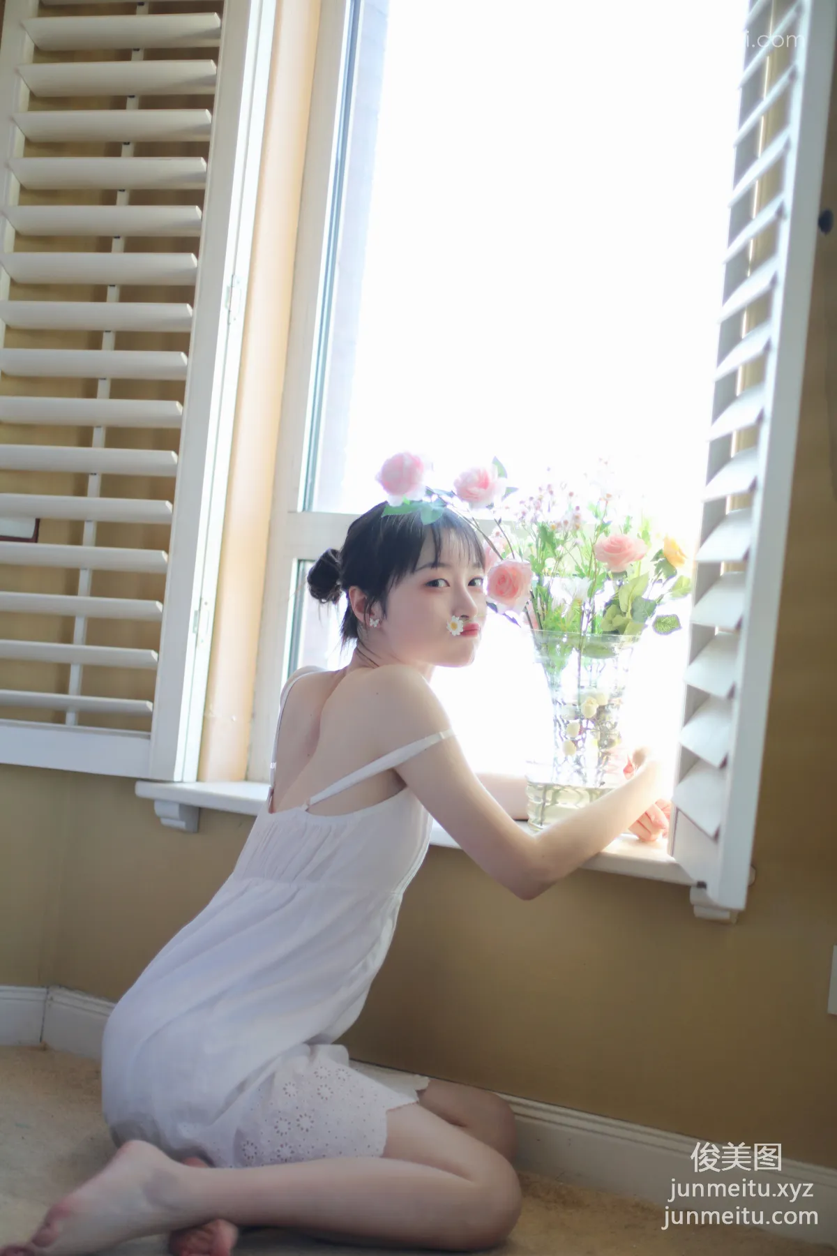 [YALAYI] 2022.05.11 NO.931 Scattered Light and Shadow Jing Jing photo 22