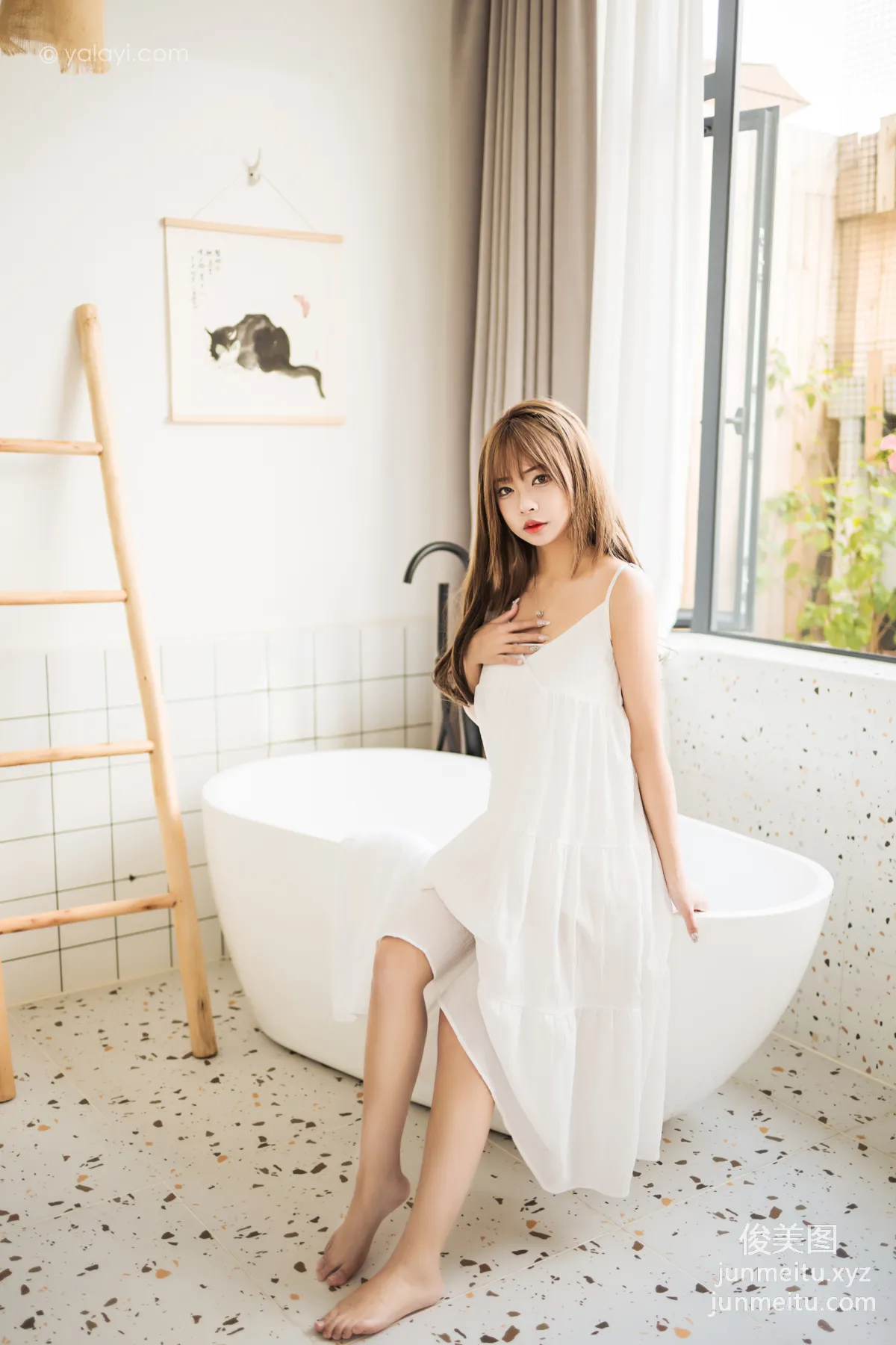 [YALAYI] 2022.05.13 NO.932 Little Girlfriend A He photo 2
