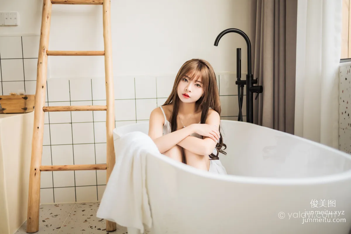 [YALAYI] 2022.05.13 NO.932 Little Girlfriend A He photo 6