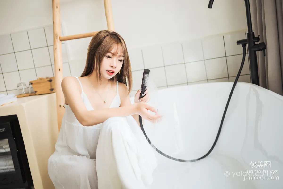 [YALAYI] 2022.05.13 NO.932 Little Girlfriend A He photo 13