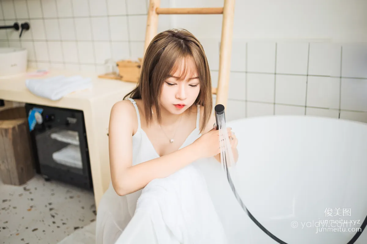 [YALAYI] 2022.05.13 NO.932 Little Girlfriend A He photo 15
