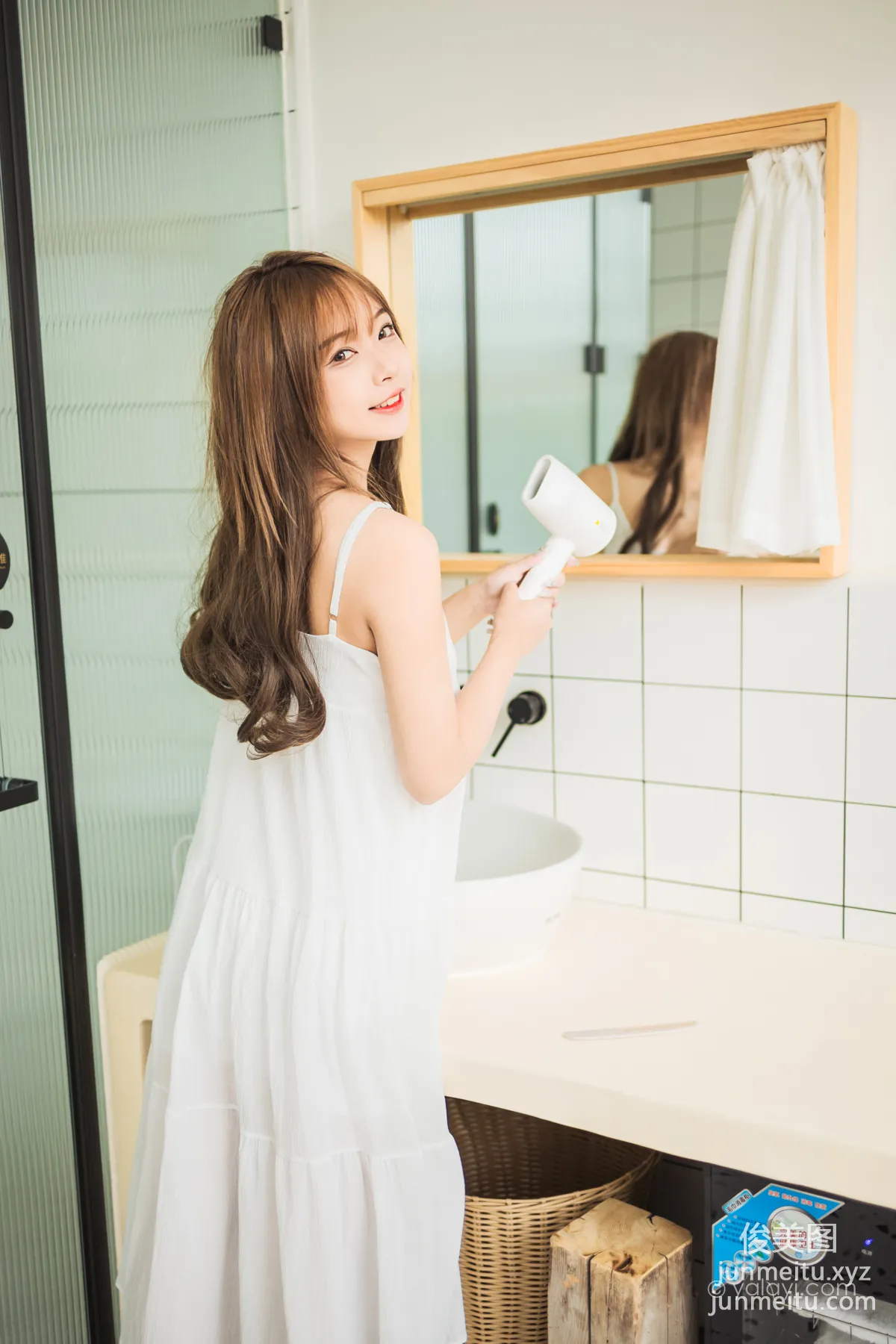 [YALAYI] 2022.05.13 NO.932 Little Girlfriend A He photo 31