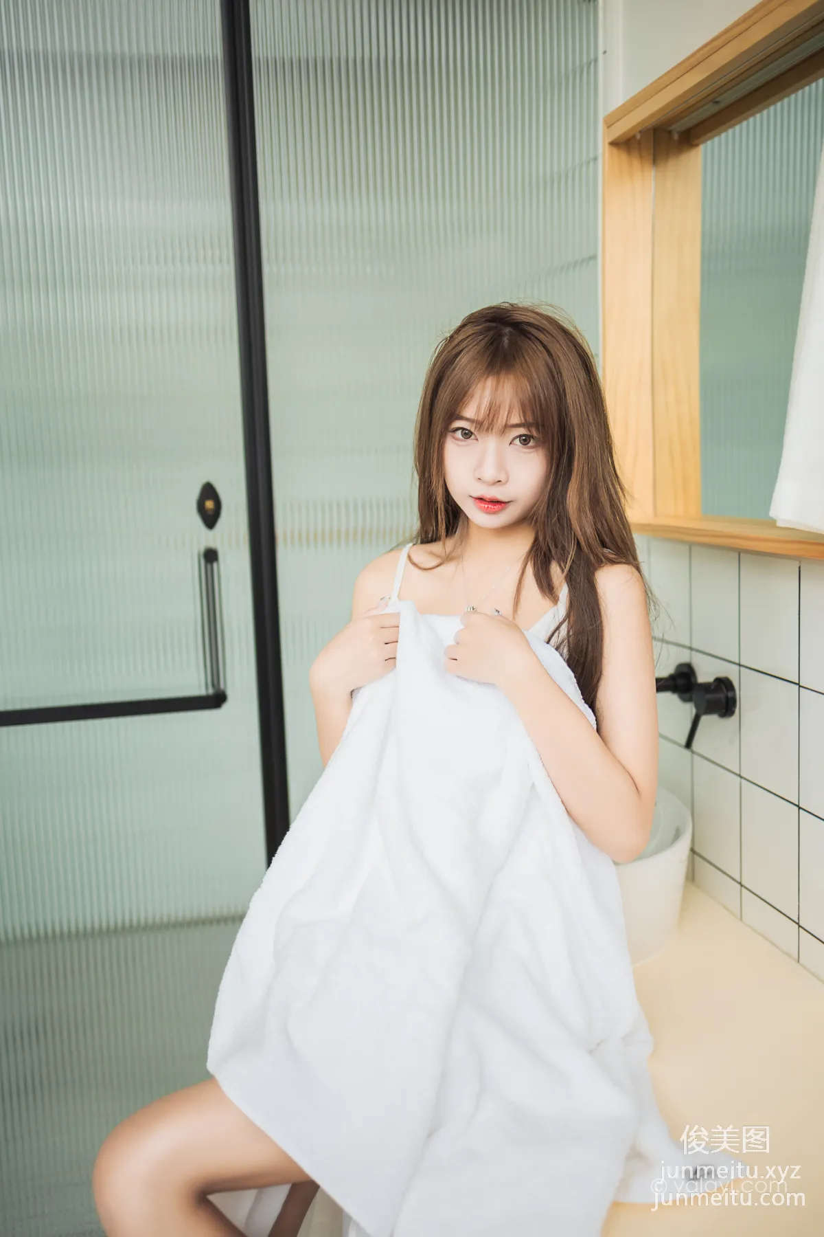 [YALAYI] 2022.05.13 NO.932 Little Girlfriend A He photo 40