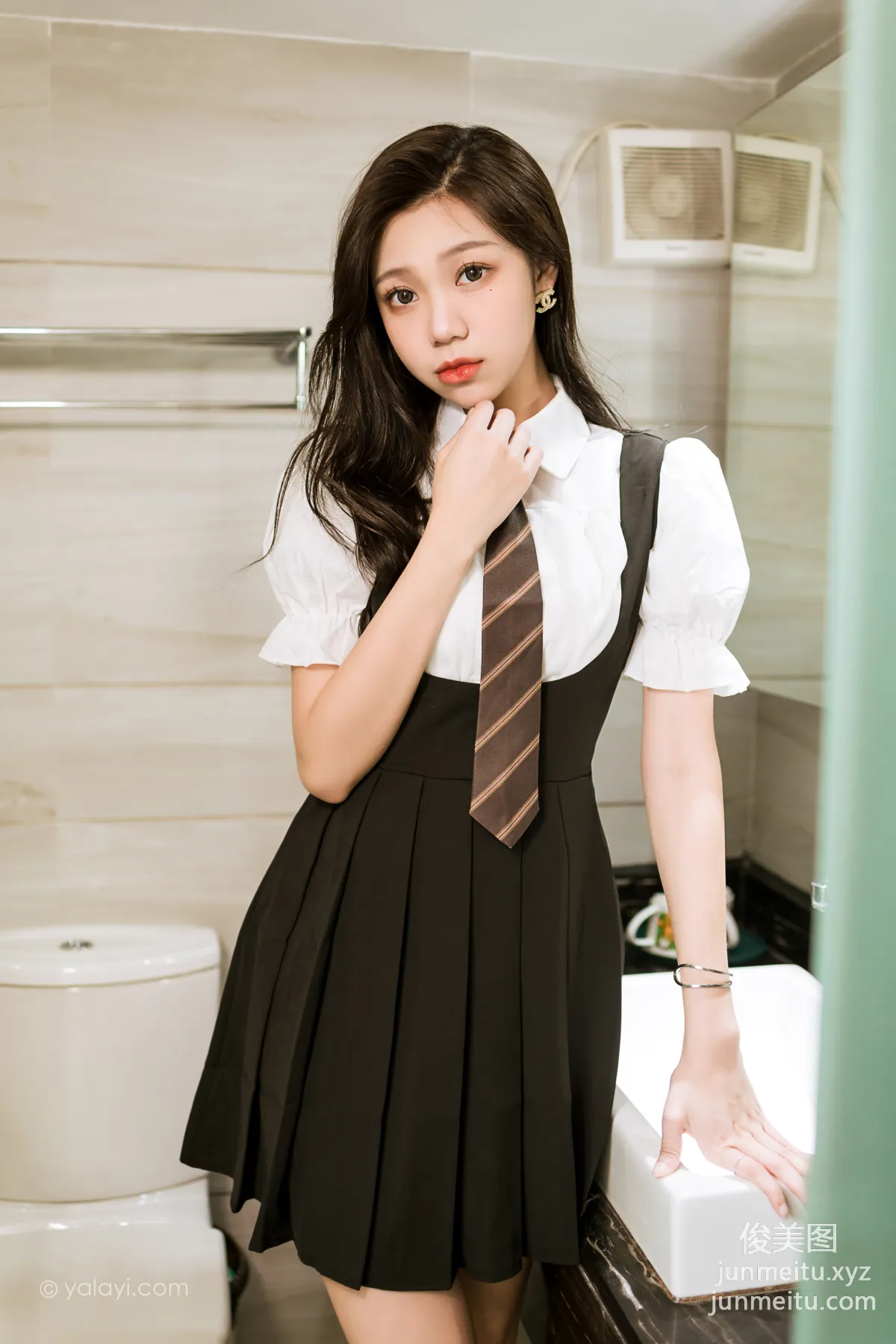 [YALAYI] 2022.06.22 NO.946 Joy for a Lifetime Zi Yao photo 30