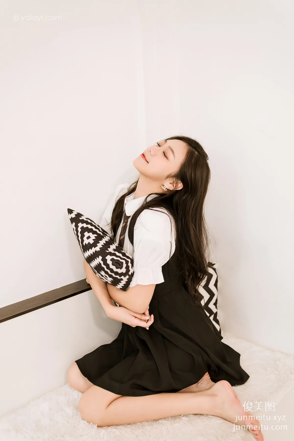 [YALAYI] 2022.06.22 NO.946 Joy for a Lifetime Zi Yao photo 33