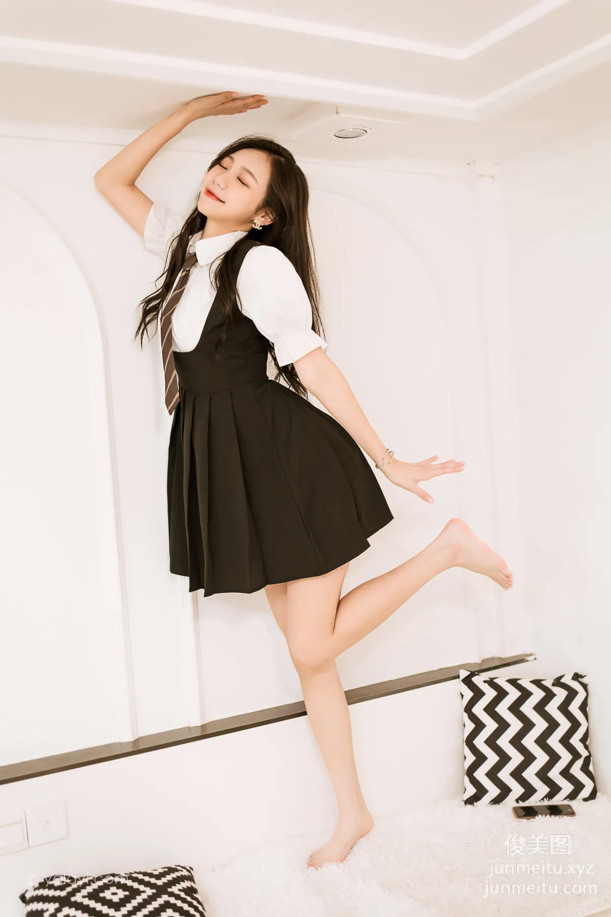 [YALAYI] 2022.06.22 NO.946 Joy for a Lifetime Zi Yao photo 34