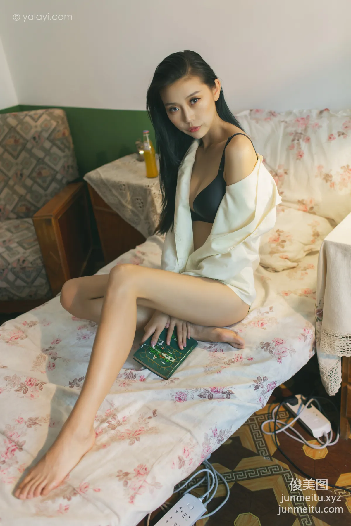 [YALAYI] 2023.03.01 NO.1012 White Shirt Goddess Tu Ya photo 10