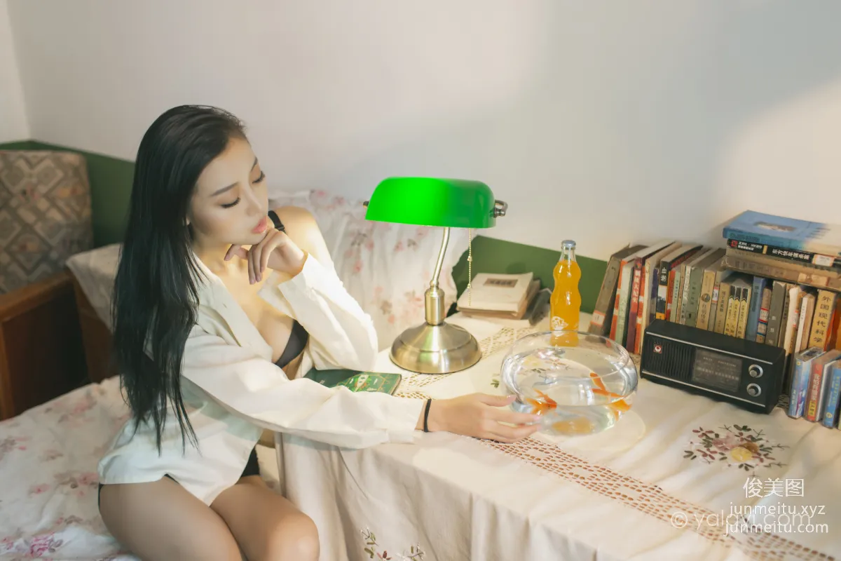 [YALAYI] 2023.03.01 NO.1012 White Shirt Goddess Tu Ya photo 15