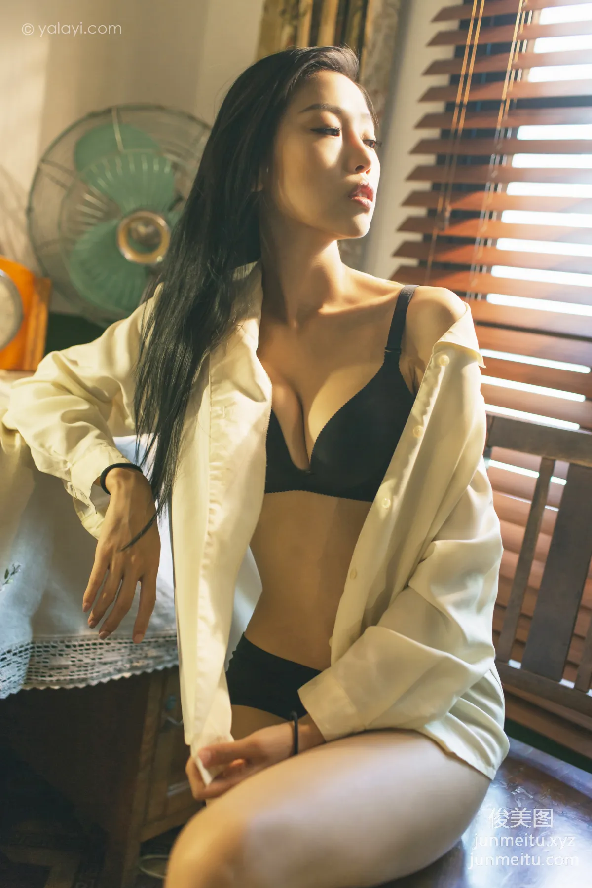 [YALAYI] 2023.03.01 NO.1012 White Shirt Goddess Tu Ya photo 35