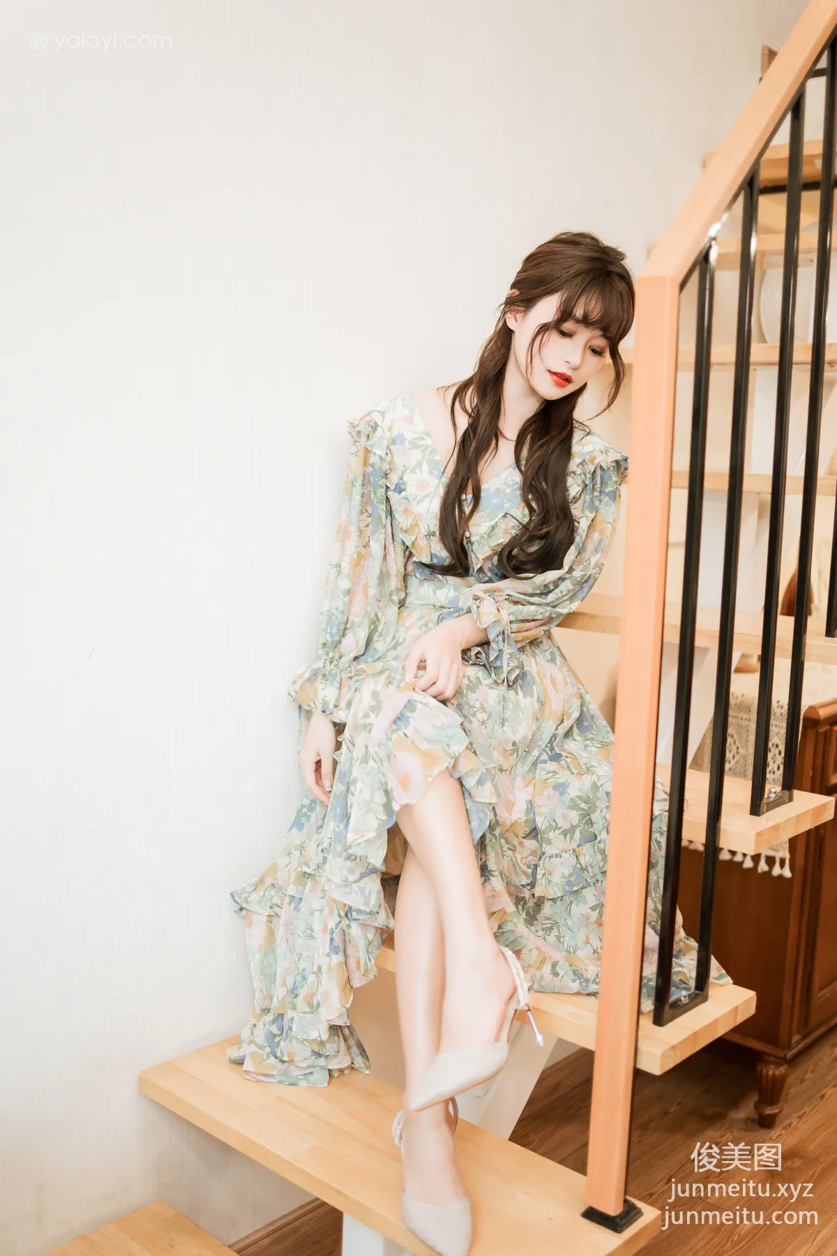 [YALAYI雅拉伊]2023.03.20 NO.1016 碎花裙少女 小亭 17