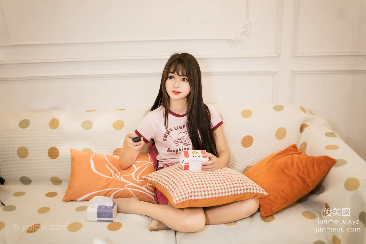 [YALAYI] 2023.08.14 NO.1060 Eating Chicken at Home Xiao Ting photo 18