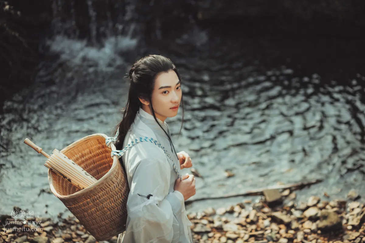 [YiTuYu] 2022.01.11 Drinking in the Mountains Jing Xian photo 8