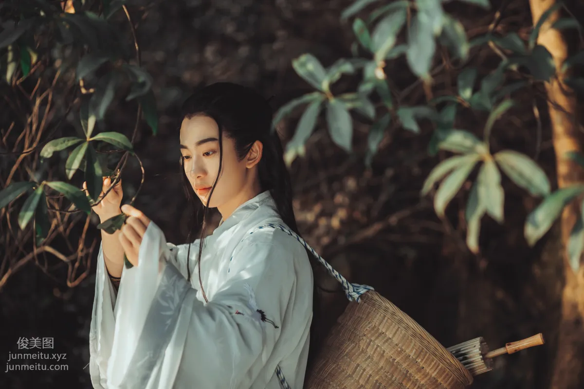 [YiTuYu] 2022.01.11 Drinking in the Mountains Jing Xian photo 10