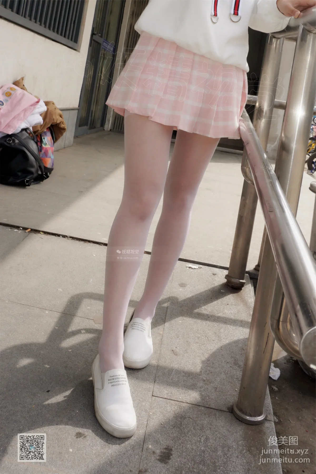 Yaojing Vision NO.030 Ni Ni, The Girl's Pleated Skirt (Second Issue) [63P] photo 8