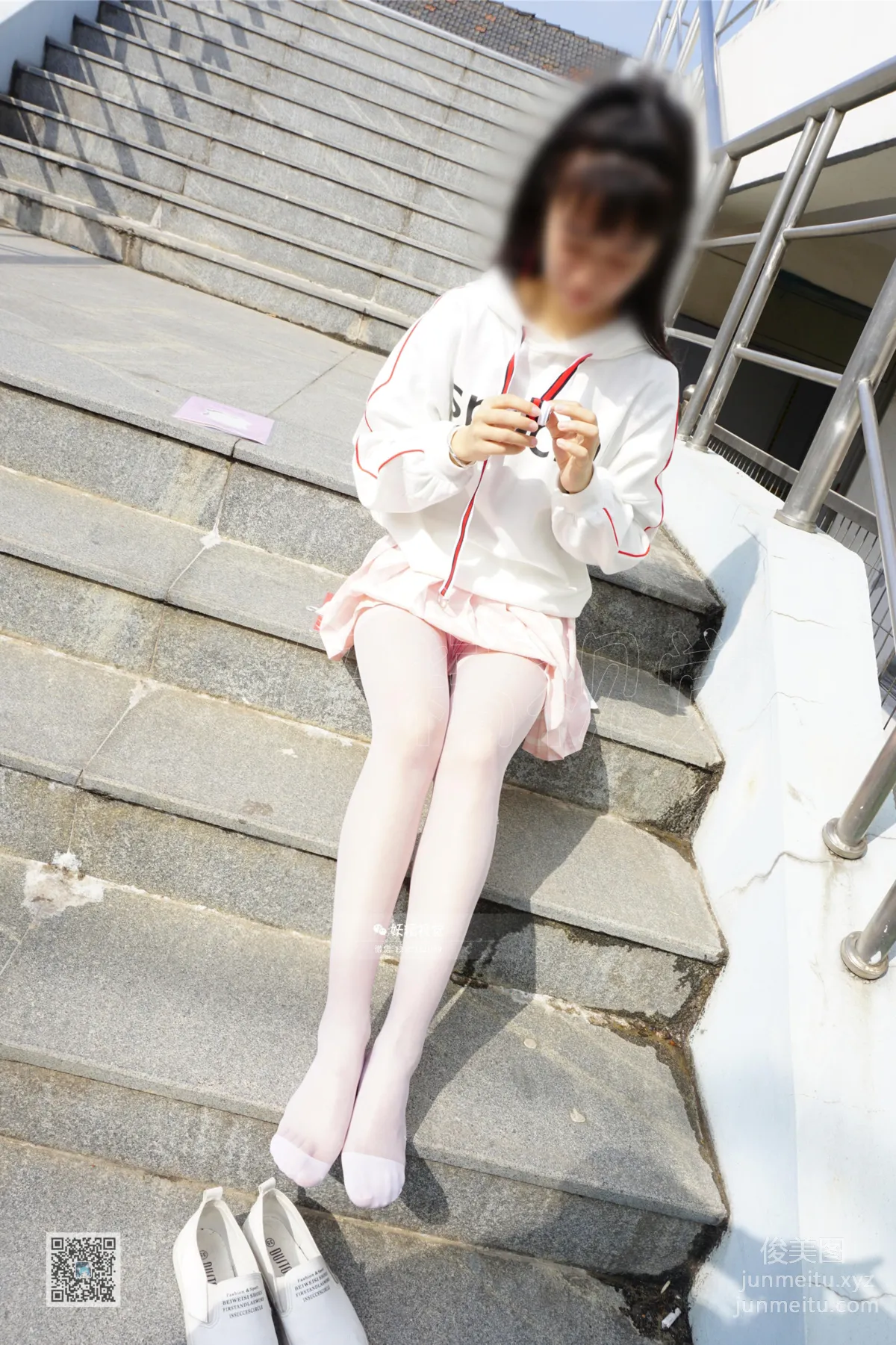 Yaojing Vision NO.030 Ni Ni, The Girl's Pleated Skirt (Second Issue) [63P] photo 25