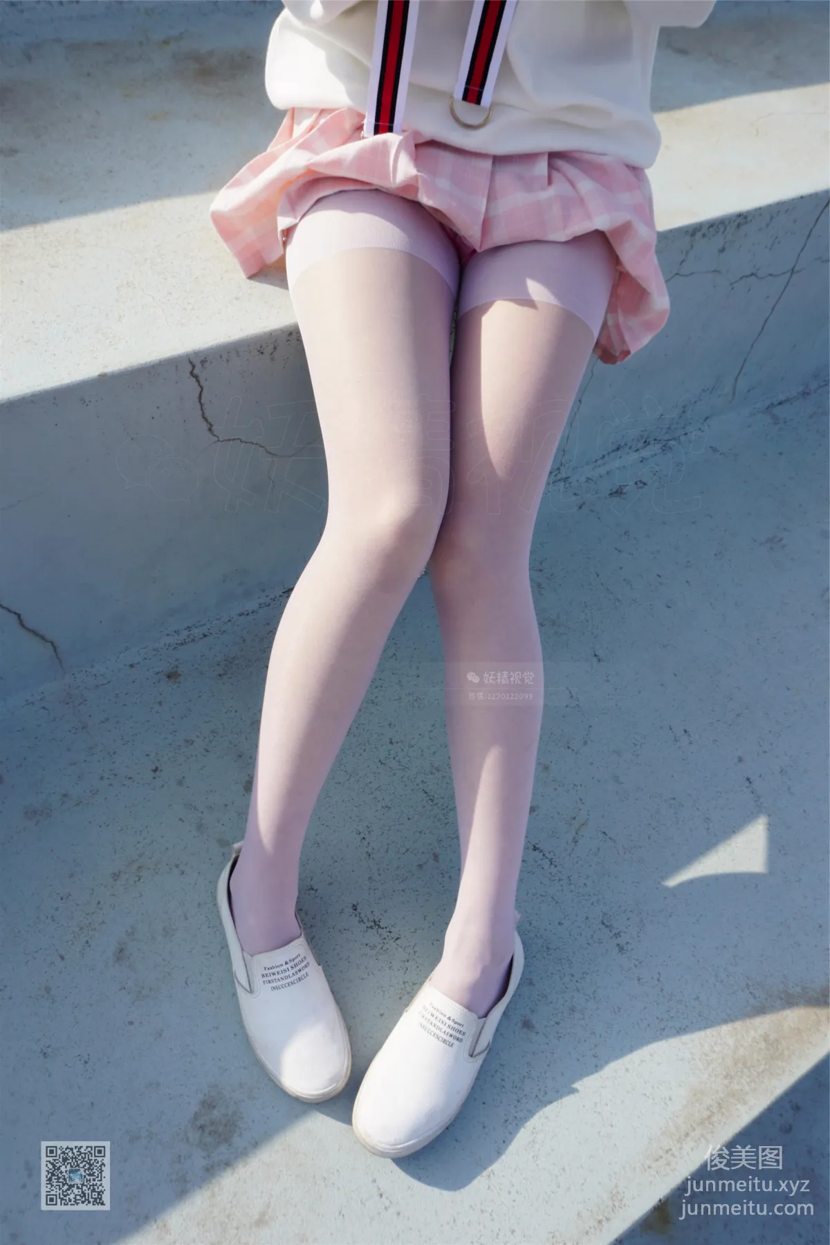 妖精視覺 NO.054 妮妮 天台白絲 [74P] 11