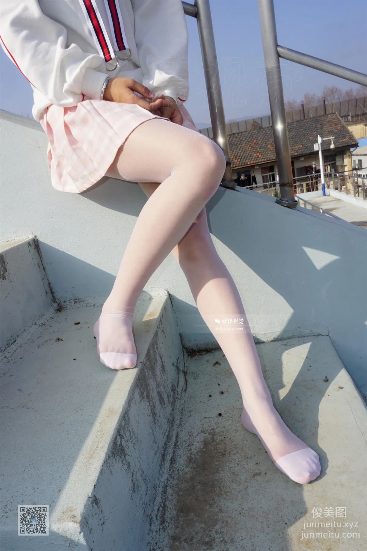 妖精視覺 NO.054 妮妮 天台白絲 [74P] 42