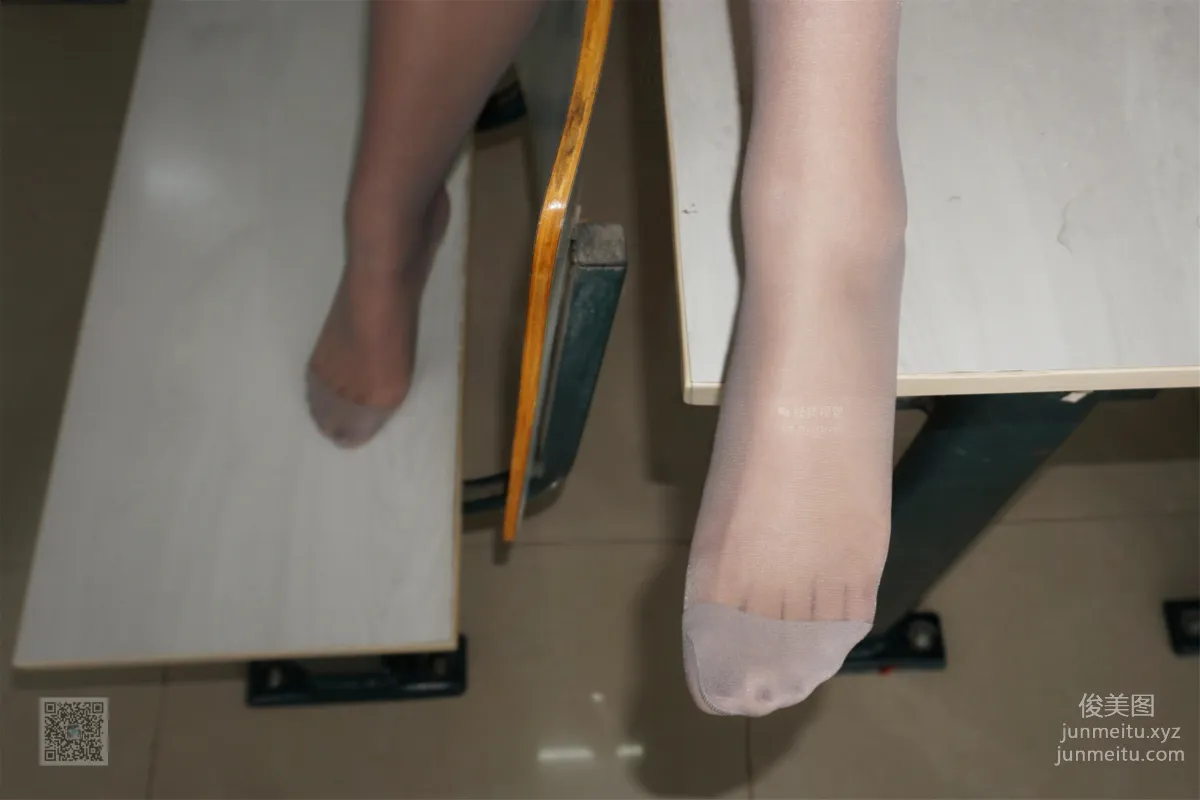 Yaojing Vision NO.056 Yao Yao, The Classroom Sprite in Gray Stockings [63P] photo 30