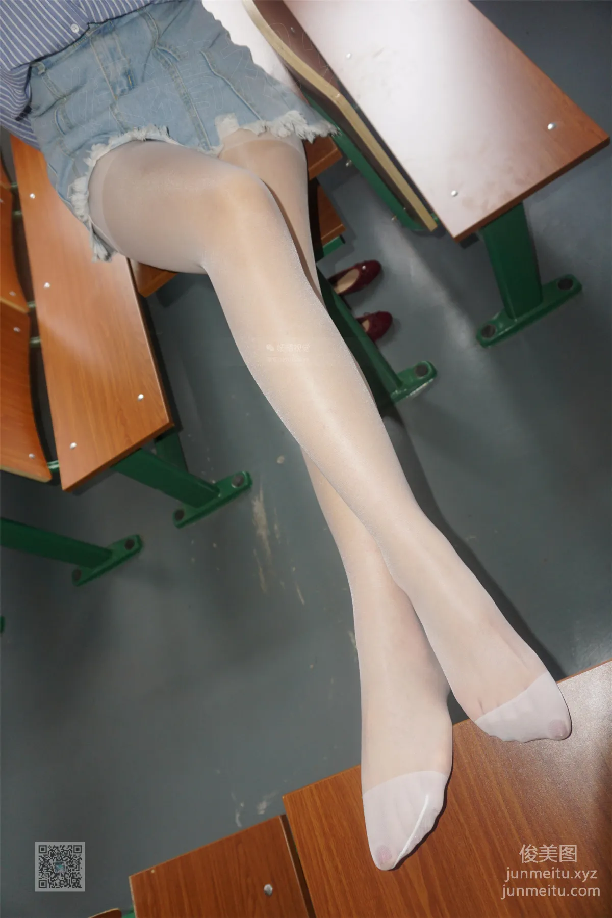 Yaojing Vision NO.057 Su Su, White Stockings and Pencil Skirt (Part Two) [75P] photo 19