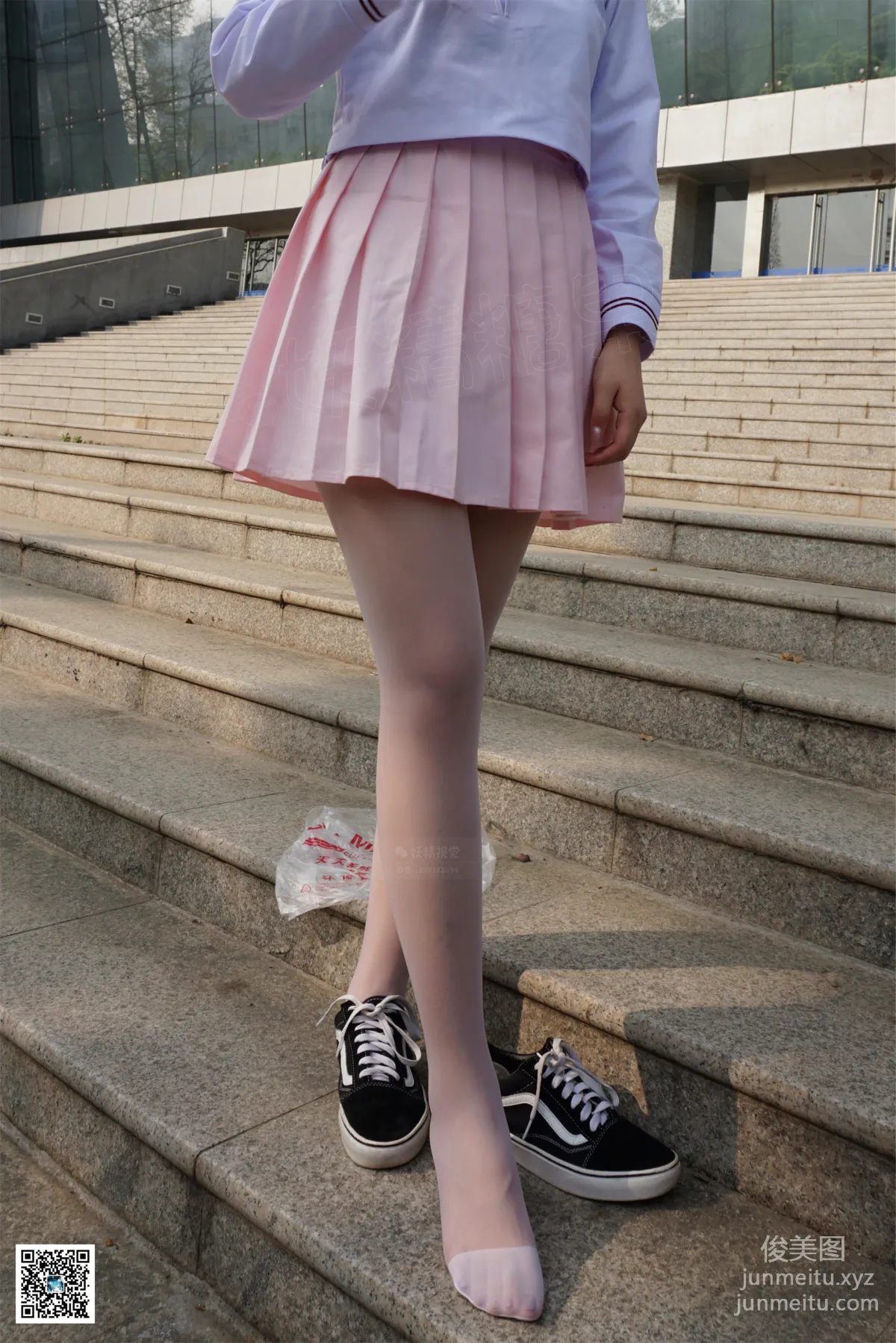 Yaojing Vision NO.106 Su Su, Early Winter Academy White Stockings [65P] photo 4