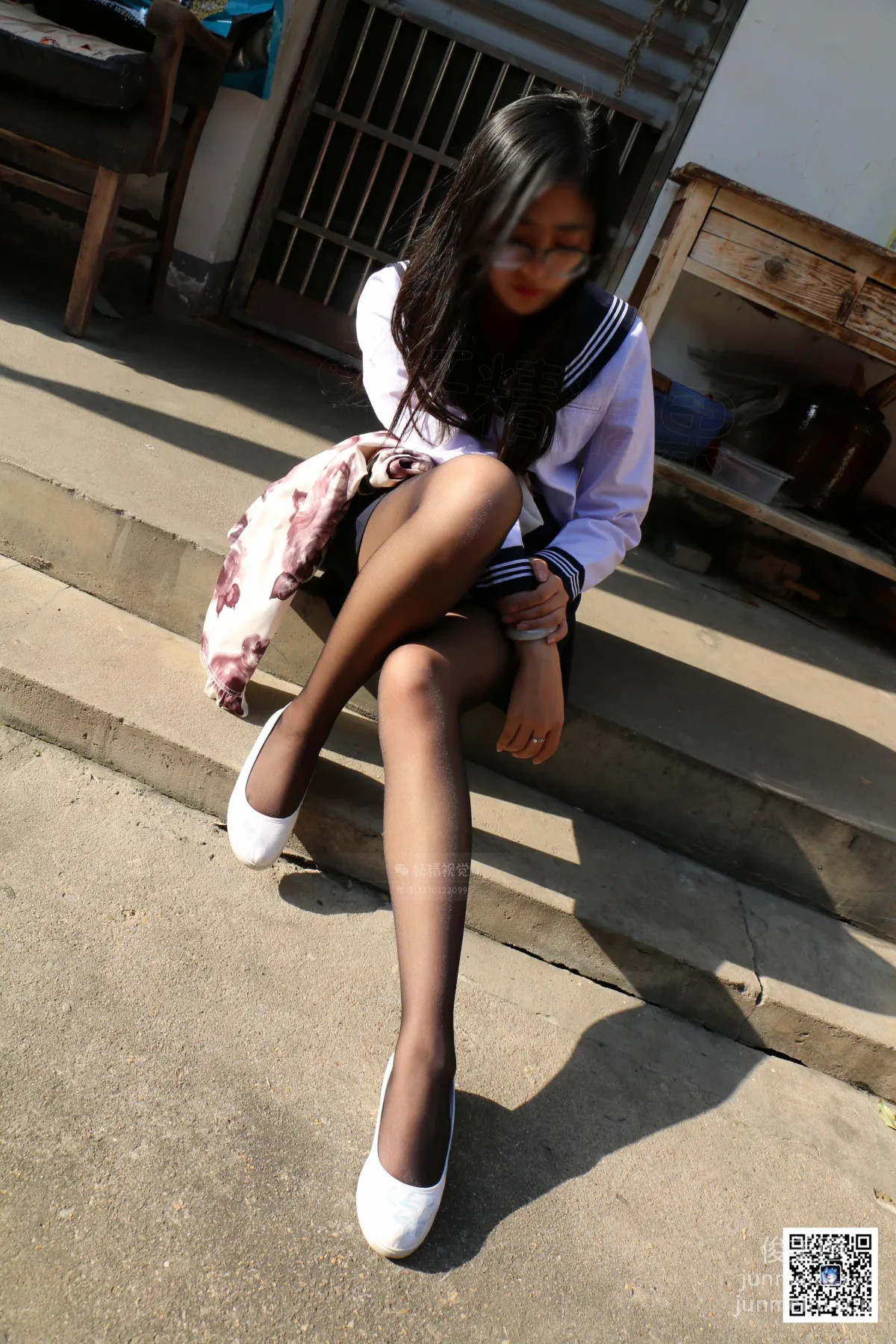 妖精視覺 NO.117 甜甜 私闖民宅 [56P] 56