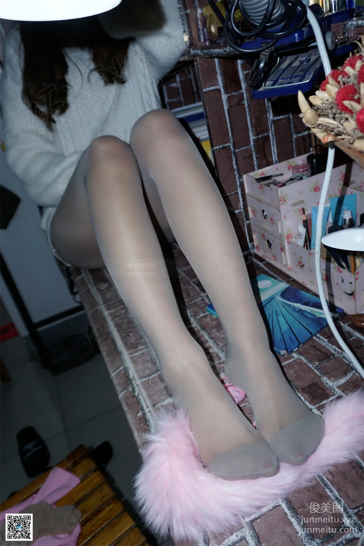 Yaojing Vision NO.124 Xiao Cha, Junior Girl's Two Pairs of Stockings [65P] photo 36