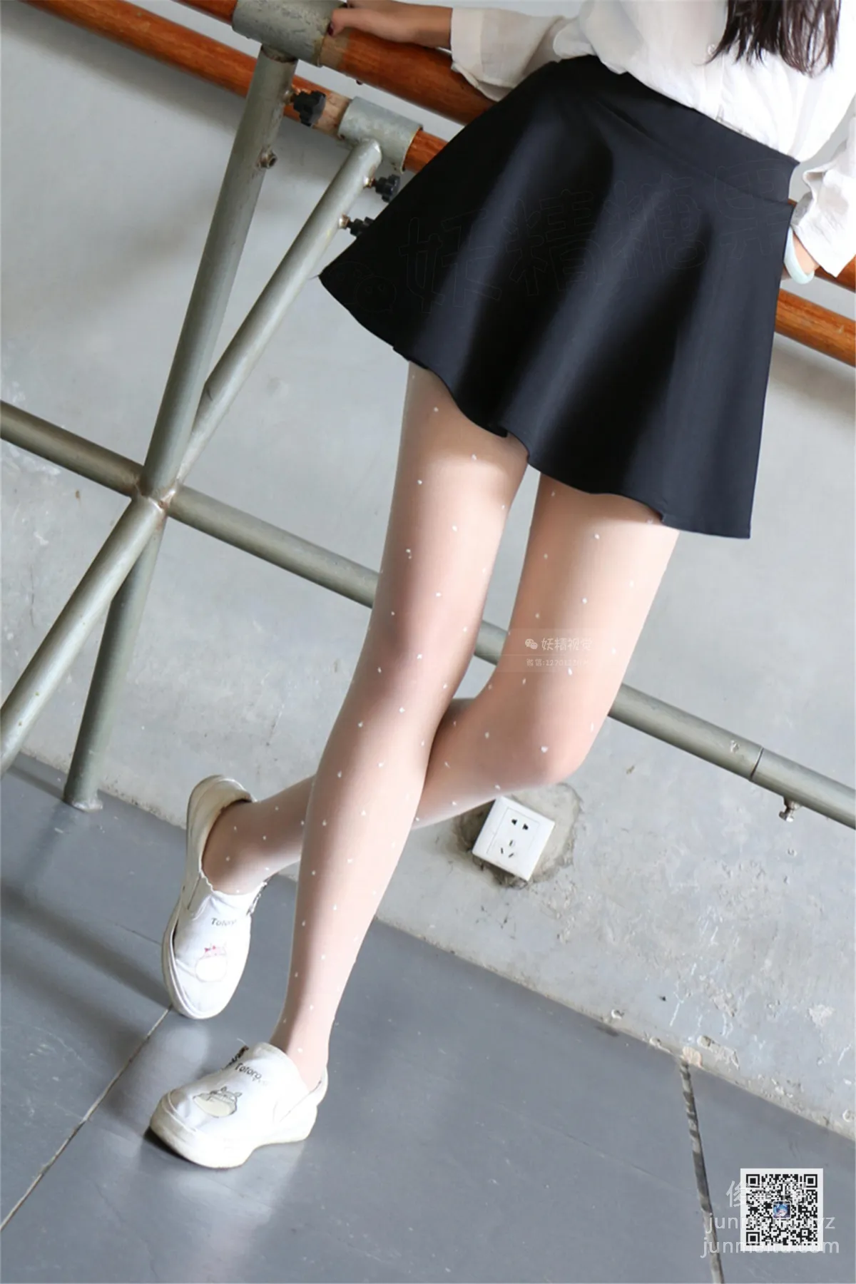 Yaojing Vision NO.148 Tian Tian Two-Tone White Stockings [37P] photo 16