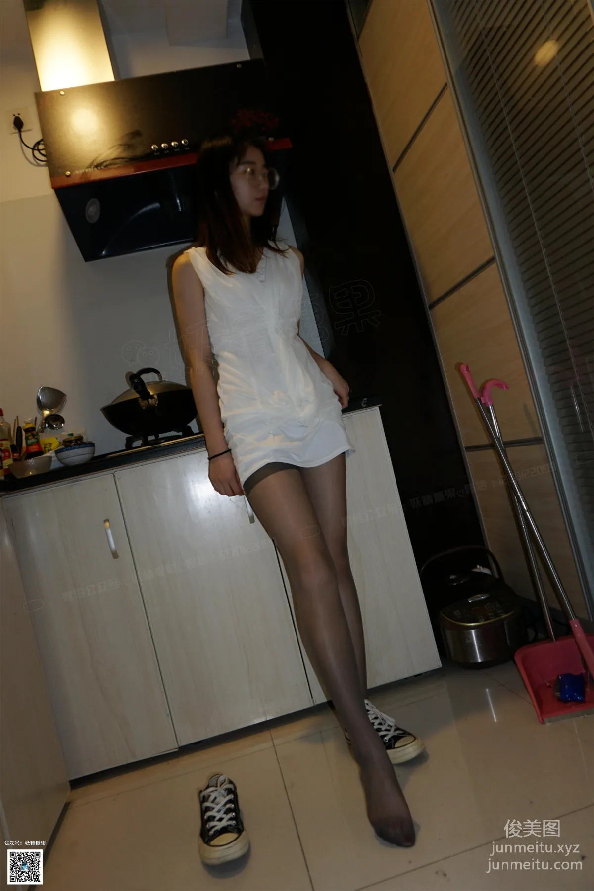 Yaojing Vision NO.165 vivi, What Are [5D, 512-Needle] Stockings? [69P] photo 17