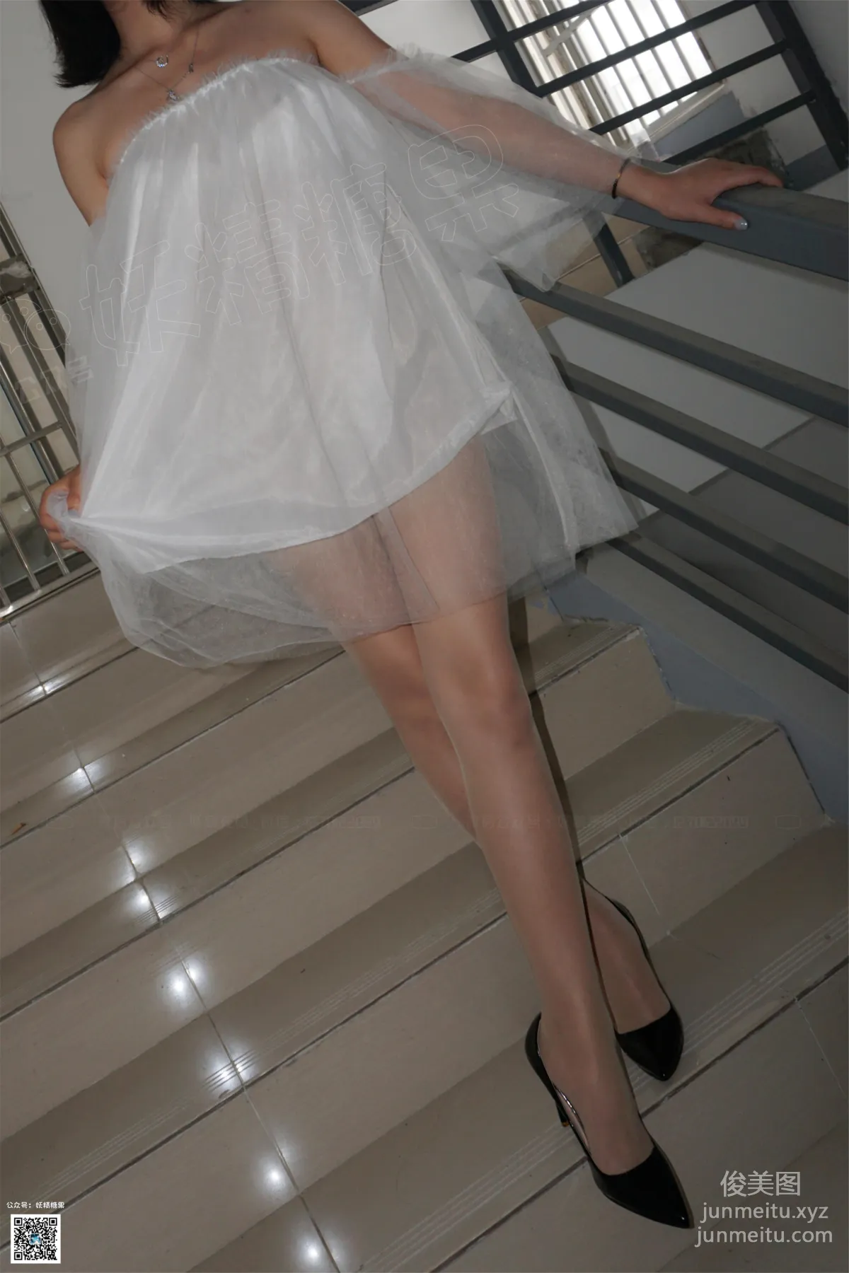 Yaojing Vision NO.216 Dong Dong Love's Stockings [66P] photo 4