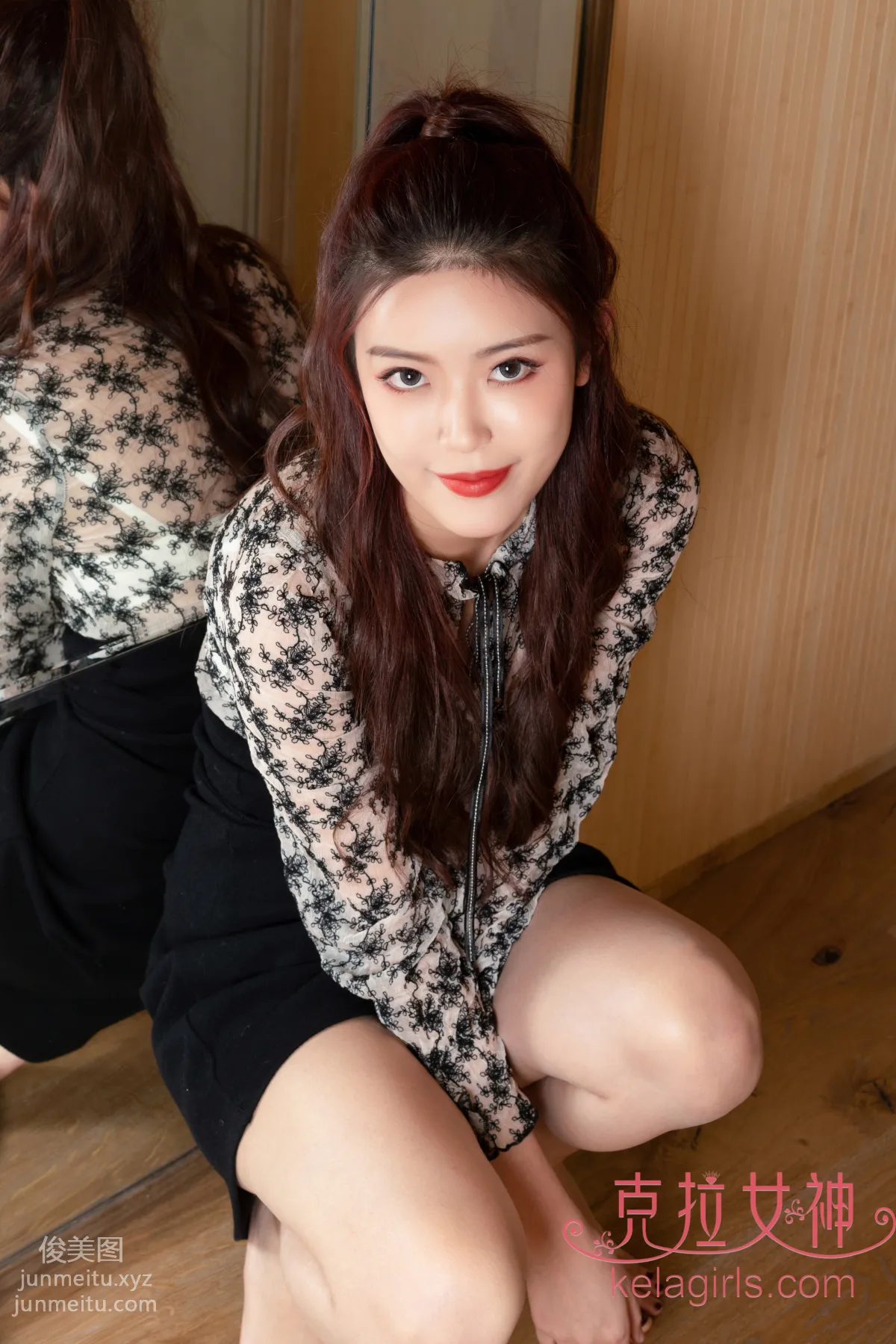 [Kelagirls] 2019.04.04, Slender Pretty Feet, Zhong Qi photo 32