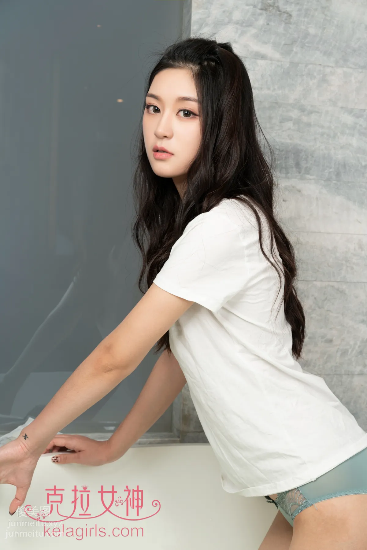 [Kelagirls] 2019.05.16, Soaked White T-Shirt, Tang Yi photo 3