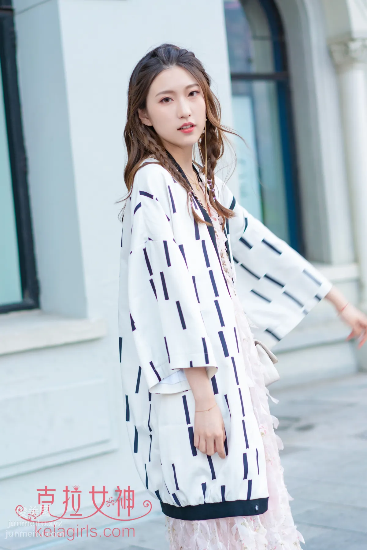[KeLaGirls克拉女神] 2019.12.20《邂逅外灘》芊芊 14