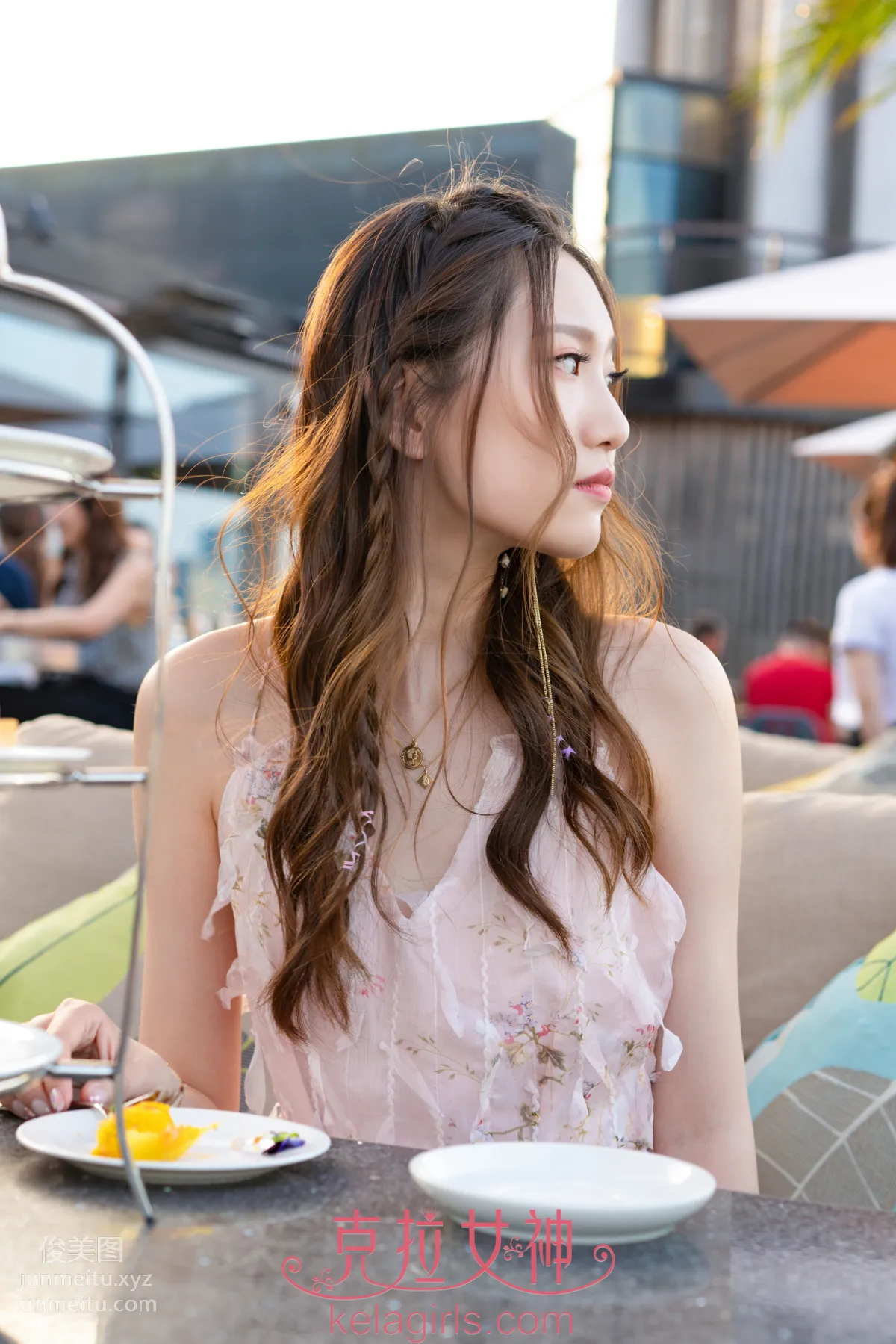 [KeLaGirls克拉女神] 2019.12.20《邂逅外灘》芊芊 11