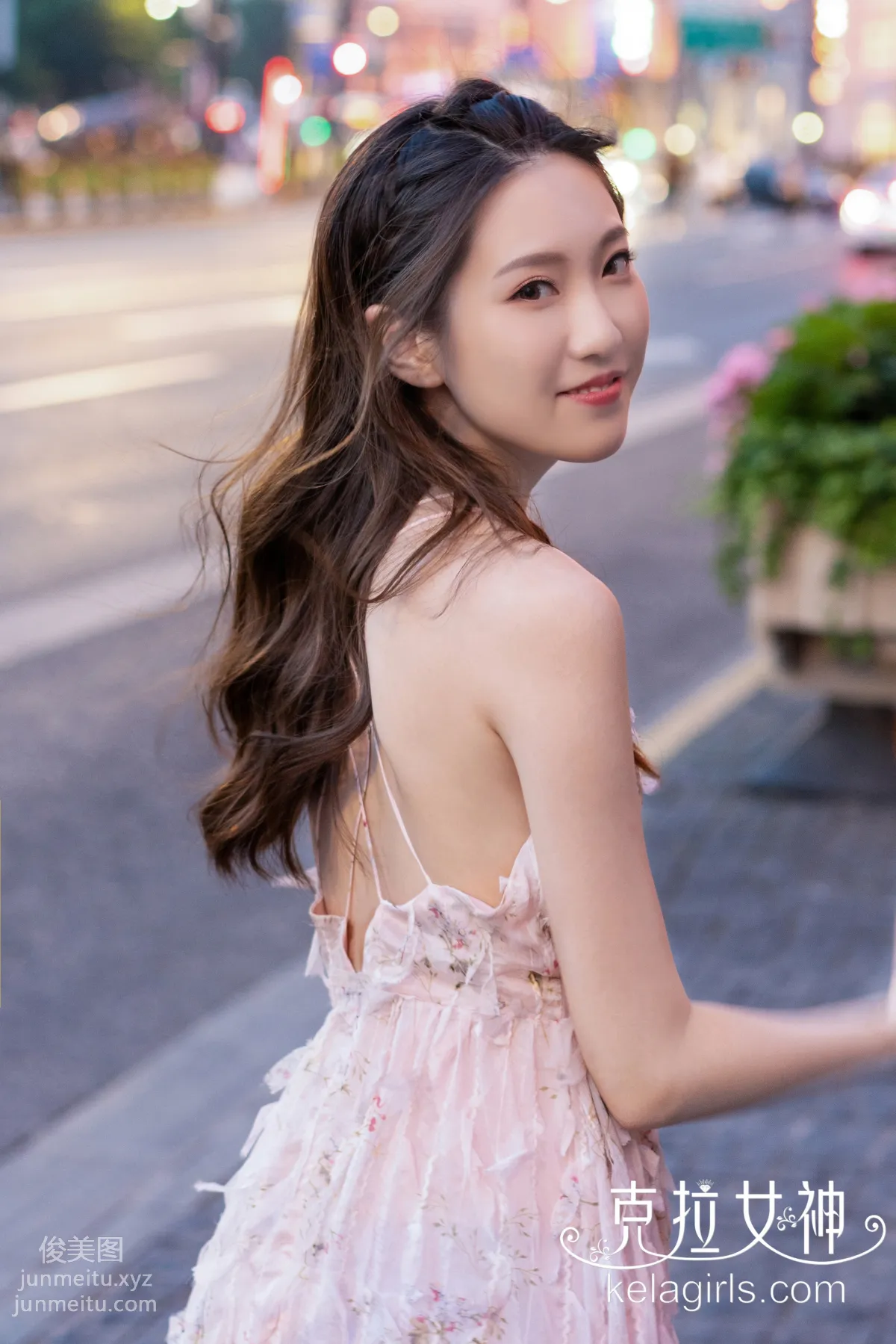 [KeLaGirls克拉女神] 2019.12.20《邂逅外灘》芊芊 18