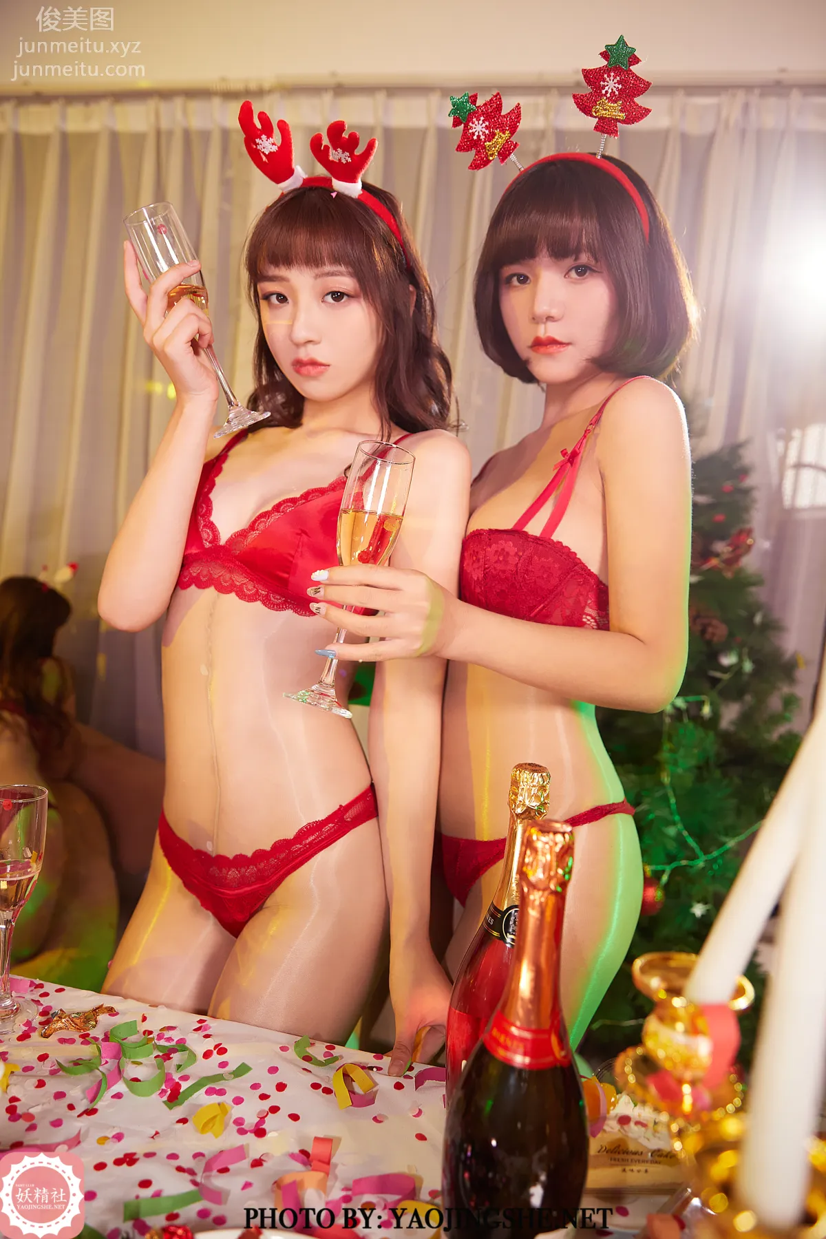 [FAIRY CLUB妖精社] 2021.01.04 T2049《聖誕狂歡》唐飛飛&Tina&安然&佳凝-極品無内絲T系列 15