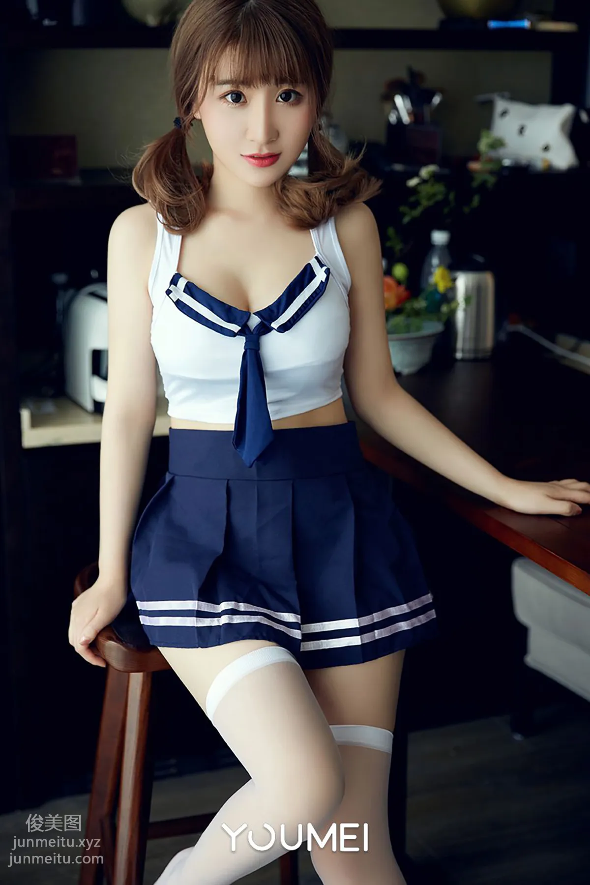 [YouMi] 2018.10.16 VOL.066 Schoolgirl First Awakening of Love Fei Yueying Cherry photo 2