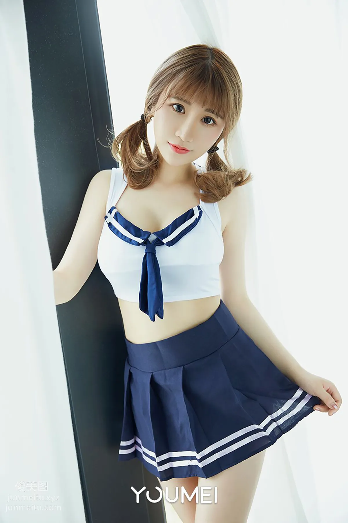 [YouMi] 2018.10.16 VOL.066 Schoolgirl First Awakening of Love Fei Yueying Cherry photo 8