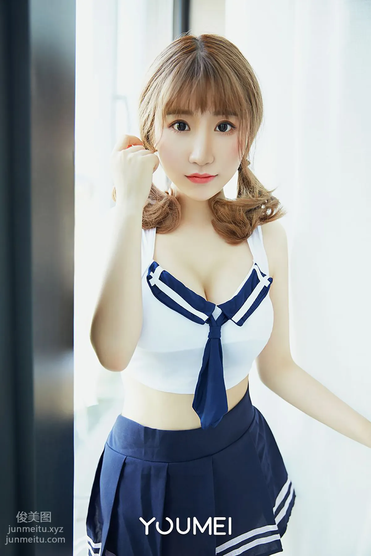 [YouMi] 2018.10.16 VOL.066 Schoolgirl First Awakening of Love Fei Yueying Cherry photo 11