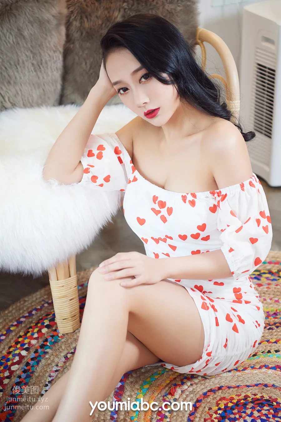He Jiaying: YouMi photo 12