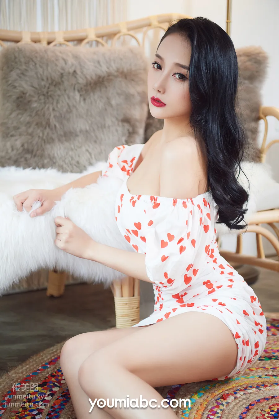 He Jiaying: YouMi photo 13