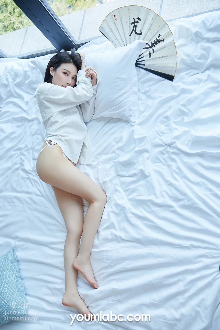 Zi Yi: YouMi photo 11