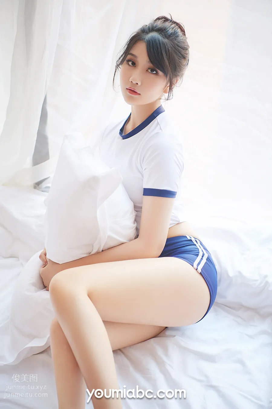 Li Kuier: YouMi photo 36