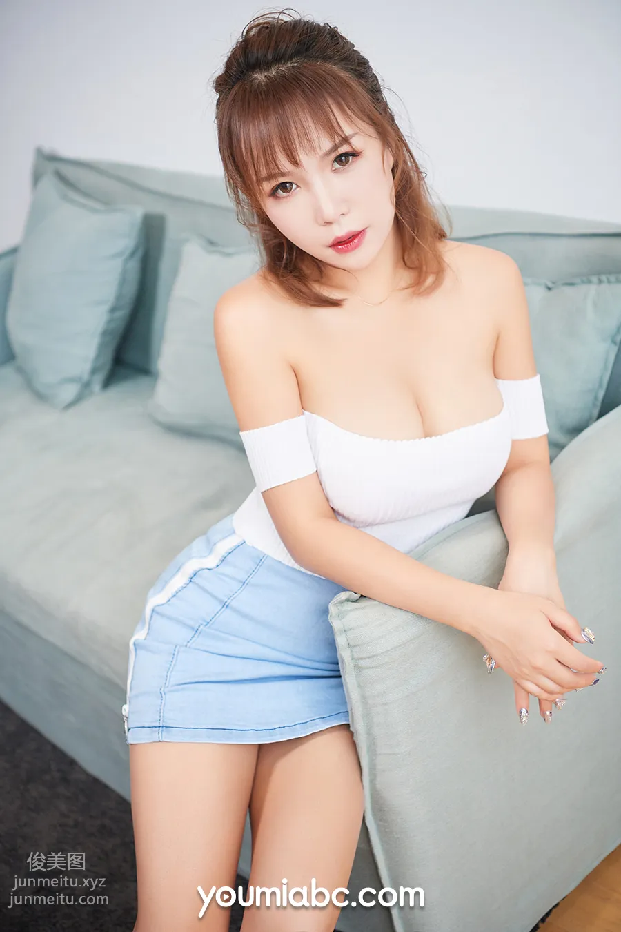 Ya Wen: YouMi photo 2